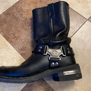 Motorcycle boots